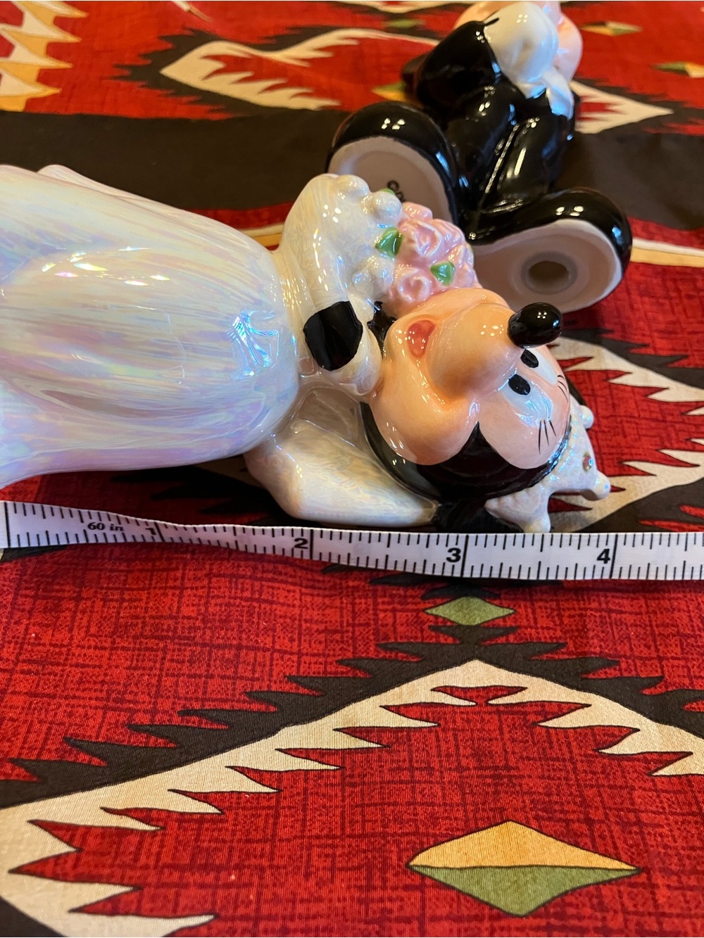 Micky and Minnie Salt & Pepper Shakers 4” - Picture 11 of 12